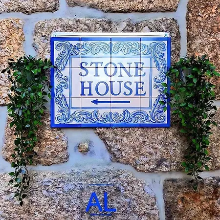 Stone House Os Rios *