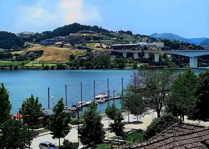 Hébergement de vacances Stone House Os Rios