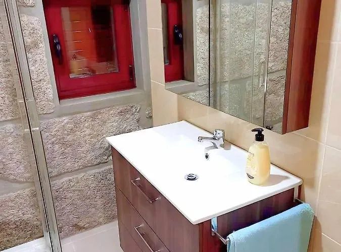 Stone House Os Rios Дом отдыха *